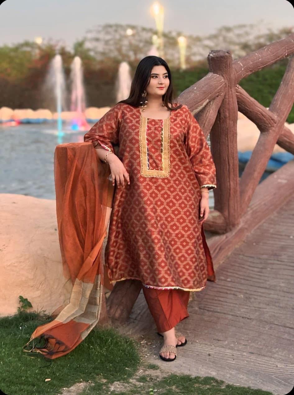 Jacquard Kurti – Delicate Neck Design & Full Sleeves | Eid Collection